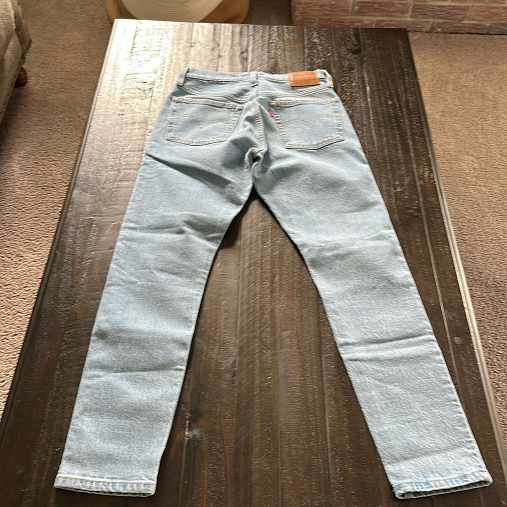 501 Levi’s Premium skinny light Blue Straight Leg Jeans button fly
